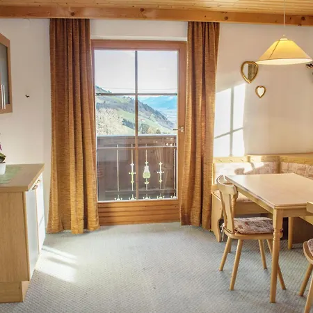 In Near Kitzski Lift Apartment